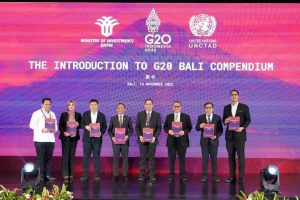 Kementerian Investasi Perkenalkan Kompendium Bali G20 dan Luncurkan Panduan Investasi Lestari