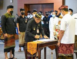 Walikota Jaya Negara Lantik 2 Pejabat Eselon II Hasil Lelang.Sekaligus Rotasi Pejabat untuk penyegaran.