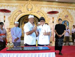 Bupati Giri Prasta Resmikan Balai Budaya Banjar Adat Cepaka