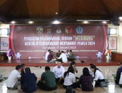 Elaborasi Polresta Denpasar Dengan KPU Dan Stekholder Melaksanakan “Mengibung” menyongsong pemilu 2024.