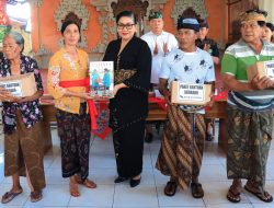 Arahan Ketua TP PKK Provinsi Bali Ny. Putri Koster dalam acara Pemberian Bantuan Paket Sembako
