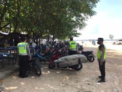 Cegah Aksi Kriminalitas Polsek Densel Sasar Kantong-Kantong Parkir di Kawasan Wisata Pantai Mertasari