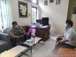 Bhabinkamtibmas Peguyangan Sambangi Puskesmas III Denpasar Utara, Lakukan Koordinasi Pelaksanaan Vaksinasi PMK Hewan