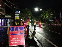 Cuaca Kurang Mendukung Polsek Kuta Tetap Lakukan Patroli Subuh Antisipasi Aksi Balap Liar
