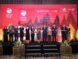 Sesmenparekraf Tekankan Pentingnya Penguatan Pekerja Profesional Pariwisata di ASEAN