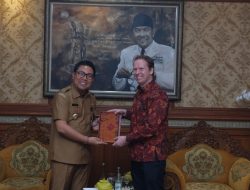 Wawali Arya Wibawa Terima Kunjungan Wakil Dubes Inggris Matthew Downing