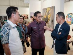 Menparekraf Sandiaga Kunjungi”Art Jakarta Gardens”