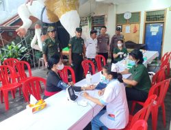TNI/POLRI Dukung Program Pemerintah untuk Vaksinasi Booster Kedua di Kecamatan Denpasar Utara