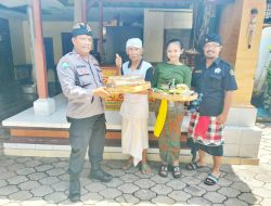 Program Unggulan Bang Kumis Personil Bhabinkamtibmas Kelurahan Kedonganan Polsek Kuta Serahkan Sarkon