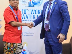 HONORARY PRESIDENT WORLD WATER COUNCIL DARI BRAZIL TERKESAN DENGARKAN PIDATO GUBERNUR BALI ‘MEMULIAKANAIR MELALUI UPAKARA TUMPEK UYE’