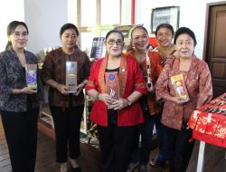 Ny. Antari Jaya Negara Dampingi Kunjungan Kerja Ketua BKOW Provinsi Bali, Ny. Tjok Putri Sukawati