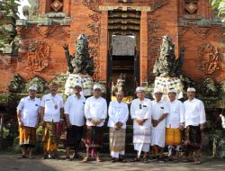 Walikota Jaya Negara Mendem Pedagingan Di Pura Desa Adat Sumerta