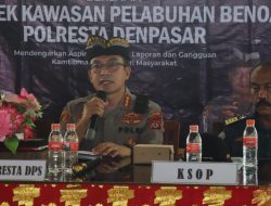Kapolresta Denpasar Gelar Jumat Curhat Di Pelabuhan Benoa, Soroti Peredaran Miras