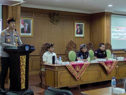 Bupati Giri Prasta Hadiri Upacara Pelepasan Bai’at Kelompok NII