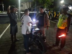 Sasar Kendaraan Tanpa TNKB Dan Knalpot Brong, Polsek Denpasar Barat Gelar Razia Sepeda Motor