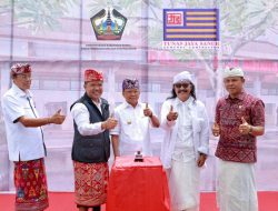 MENTERI ATR / KEPALA BPN RI ANUGERAHIGUBERNUR BALI, WAYAN KOSTER PENGHARGAAN