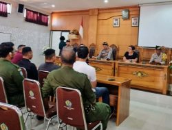 Serap Aspirasi Masyarakat, Polsek Denpasar Barat Laksanakan Jumat Curhat Di Kantor Desa Dauh Puri Kelod