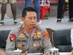 Kapolda Bali Hadiri Press Conference Kasus Pelanggaran WNA.