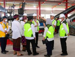 Presiden RI Joko Widodo Didampingi Gubernur Bali Wayan Koster Resmikan TPST Kesiman Kertalangu