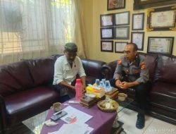 Kapolsek Denpasar Timur (Dentim) Sambangi Prebekel Sumerta Kelod