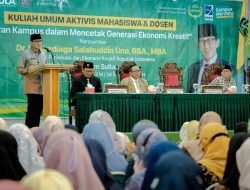 Sandiaga Uno Ajak Mahasiswa Unissula Turut Bangkitkan Sektor Ekonomi Kreatif di Semarang