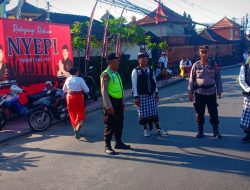 Turut Menjaga Kearifan Lokal, Polsek Denpasar Barat Pengamanan Giat Melasti
