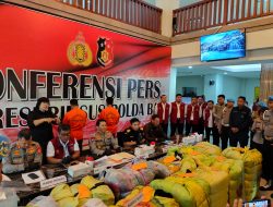 Polda Bali Ungkap Jual-Beli Pakaian Bekas Impor Ilegal