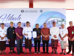 Pemkot Denpasar Terima Hibah Truk Dari Bank Indonesia