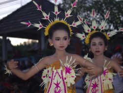 Ketika Taksu nyomia Bhuta di desa Umeanyar