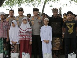 Kapolda Bali Serahkan Puluhan Sembako Dan Peletakan Batu Pertama Pembangunan Gereja.