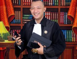Cita2 seorang Syamsul Jahidin sejak SMA menjadi Pengacara dan Kurator yang akhirnya terwujud