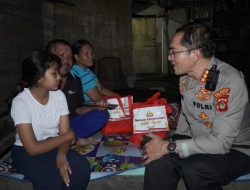 Secara Door To Door Kapolresta Denpasar Salurkan Bantuan Kemanusiaan, Sambangi Warga Kurang Mampu 