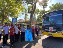 Jelang Lebaran, Wali Kota Jaya Negara Lepas Keberangkatan Peserta Mudik Ikawangi Ke Banyuwangi 