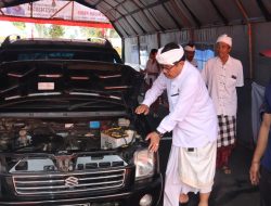 Wakil Gubernur Bali melakukan peninjauan situasi pelaksanaan Upacara IIBTK Pura Agung Besakih