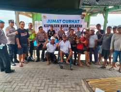 Kapolsek Kuta Selatan Sambangi Kelompok Nelayan Gelar Curhat