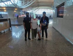 LAGI! KANTOR IMIGRASI NGURAH RAI DEPORTASI WN BRITANIA RAYA (INGGRIS) YANG OVERSTAY