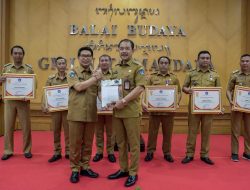 Badung Serahkan 2000 NIB dan Luncurkan 1 Unit Mobil Layanan Perizinan Keliling