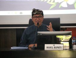 Wabup Suiasa Pimpin Rapat Pembahasan Tindak Lanjut Dana Operasional TPS3R Kelurahan