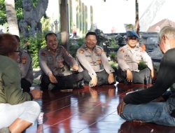 Anak Saya Cari Polisi, Bagaimana Caranya Pak Polisi.