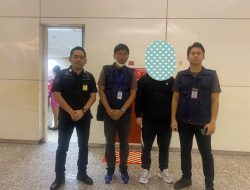 OVERSTAY, IMIGRASI NGURAH RAI DEPORTASI 1 WNA ASAL TIONGKOK