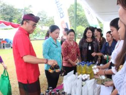 Puluhan UMKM Unggulan Kota Denpasar Ramaikan Pasar Rakyat PKK “Berbelanja dan Berbagi”