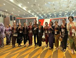 Ny. Ayu Kristi Arya Wibawa Hadiri HUT-43 Dekranas. Menjadi Moment Bangkitnya Perajin Lokal dan Wirausaha Baru
