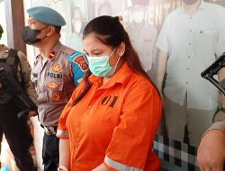 Polsek Denpasar Timur amankan Karyawan Toko HP yang gelapkan uang Perusahaan.
