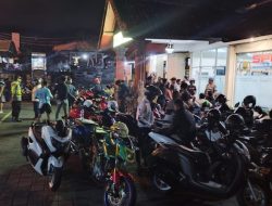 Tindak Lanjuti Keluhan Warga Saat Jumat Curhat, Polsek Densel Tindak Puluhan Sepeda Motor Dengan Knalpot Brong