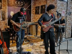 Prog.world eve #298 di DEKKO coffee & eatery Sanur banyak dihadiri Turis Mancanegara.
