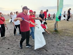 Peringatan Hari Lingkungan Hidup Sedunia Pemkot Kerahkan Seluruh OPD Bersih-Bersih Pantai.