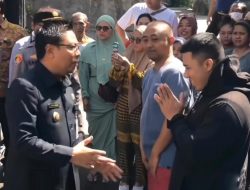 Pemkot Denpasar Serahkan  Bantuan Kepada Puluhan Korban Kebakaran Dusun Wanasari Dauh Puri Kaja