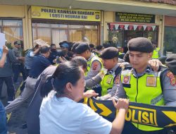 Penampilan Kompi Dalmas Awal Polres Kawasan Bandara Di Depan Team Juri