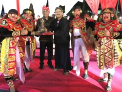 Walikota Jaya Negara Hadiri Rakerkomwil IV Apeksi di Pasuruan Jatim Libatkan Ratusan Seniman Dalam Gelaran Pawai Budaya