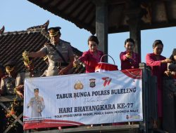 Tabur Bunga Sebagai Bentuk Penghormatan Kepada Para Pahlawan Dilakukan Kapolres Buleleng